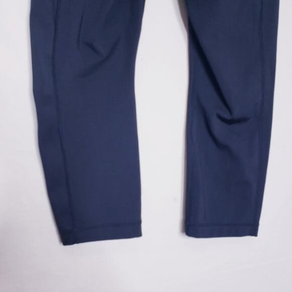 Yogalicious Black Cropped Capri Leggings Athletic Yoga Pants Women's Size Medium - Picture 6 of 9